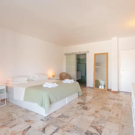 Δωμάτια σε οικογενειακή κατοικία Casa Dos Amigos Budens