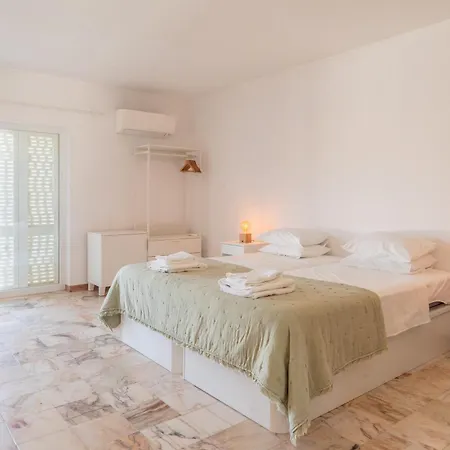 Casa Dos Amigos Pansiyon Budens